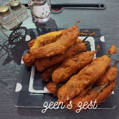 A picture of Mirchi Ke Bhajiye.