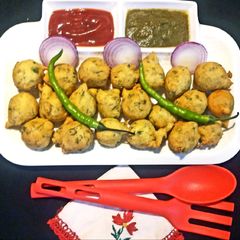 A picture of Methi Na Gota.