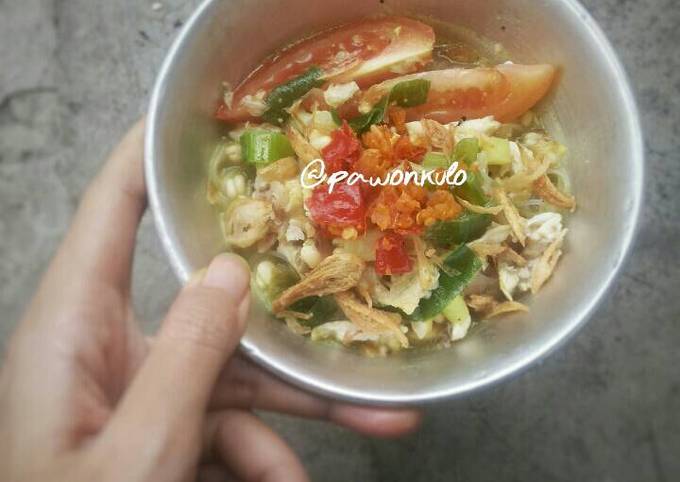 Soto ayam kuah bening