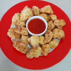 A picture of Crispy fried cauliflower.