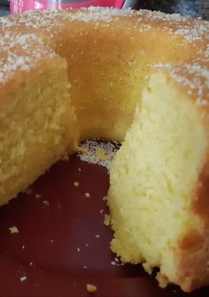 Bolo De Coco Húmido Receita por Catarina Buco - Cookpad