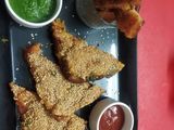 સેસમી ટોસ્ટ (Sesame Toast Recipe In Gujarati)
