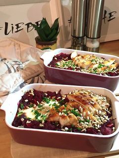 Rote Bete Schakschuka (mit Hähnchenbrust und Ei) Rezepthauptbild