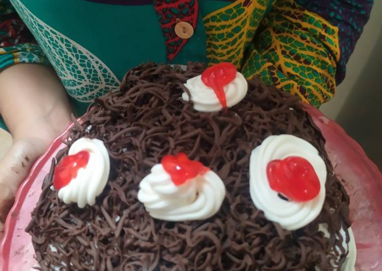 urutan Memasak Blackforest kue ulang tahun ala ala rumahan Anti Gagal