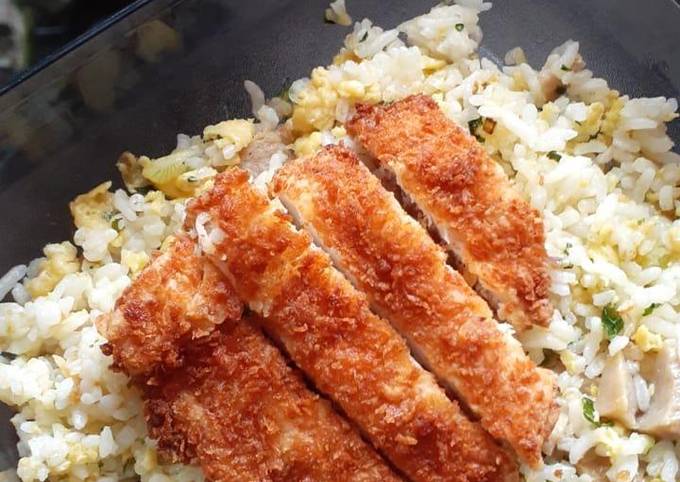 Resep Nasi goreng wortel pentol mentega dan chicken katsu oleh Chusnul