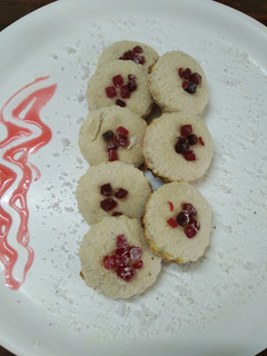A picture of Coconut cookies.
