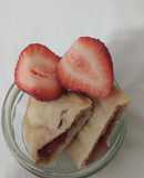 Strawberry pasty. Airfyer. Low sugar