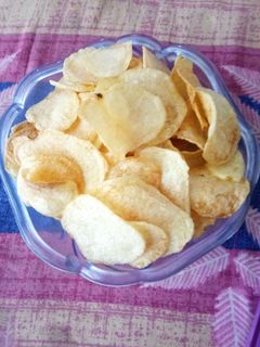 લાઇવ બટાકા ની વેફર (Live Bataka Wafer Recipe In Gujarati) રેસીપી મુખ્ય ફોટો