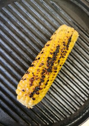 A picture of Grilled corn.