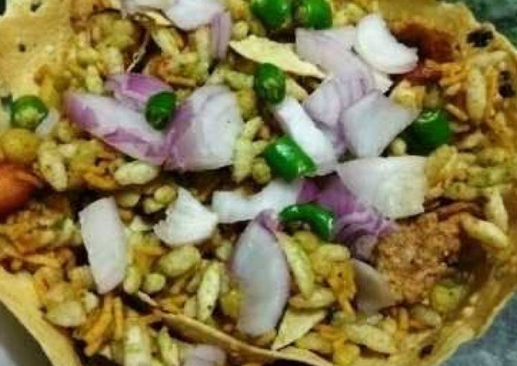 Papad cone chaat