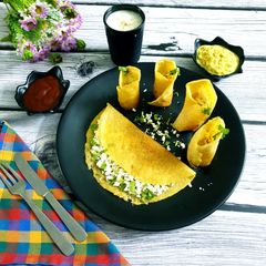 A picture of Paneer Besan Chilla.