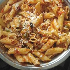 A picture of Penne Arrabiata.