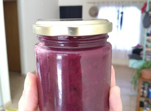 Una foto de Mermelada Keto de frutos rojos 🍓🍒🍇