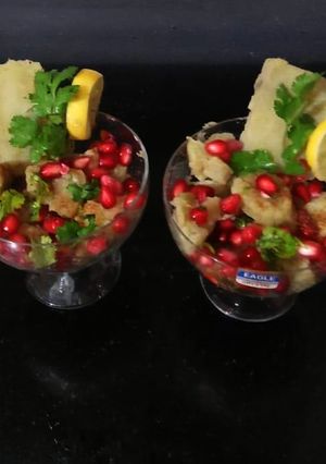 A picture of Shakkar kand Chaat.
