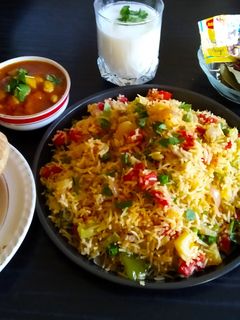 મેગી મેજિક મસાલા રાઈસ (Maggi magic masala Rice recipe in gujaratI) રેસીપી મુખ્ય ફોટો