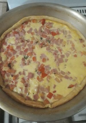 Una foto de Tarta caprese 🍅🧀🥧