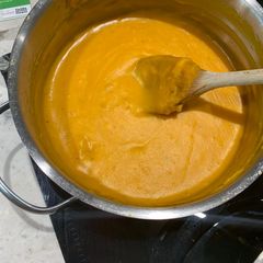 A picture of Vegan cheese sauce.