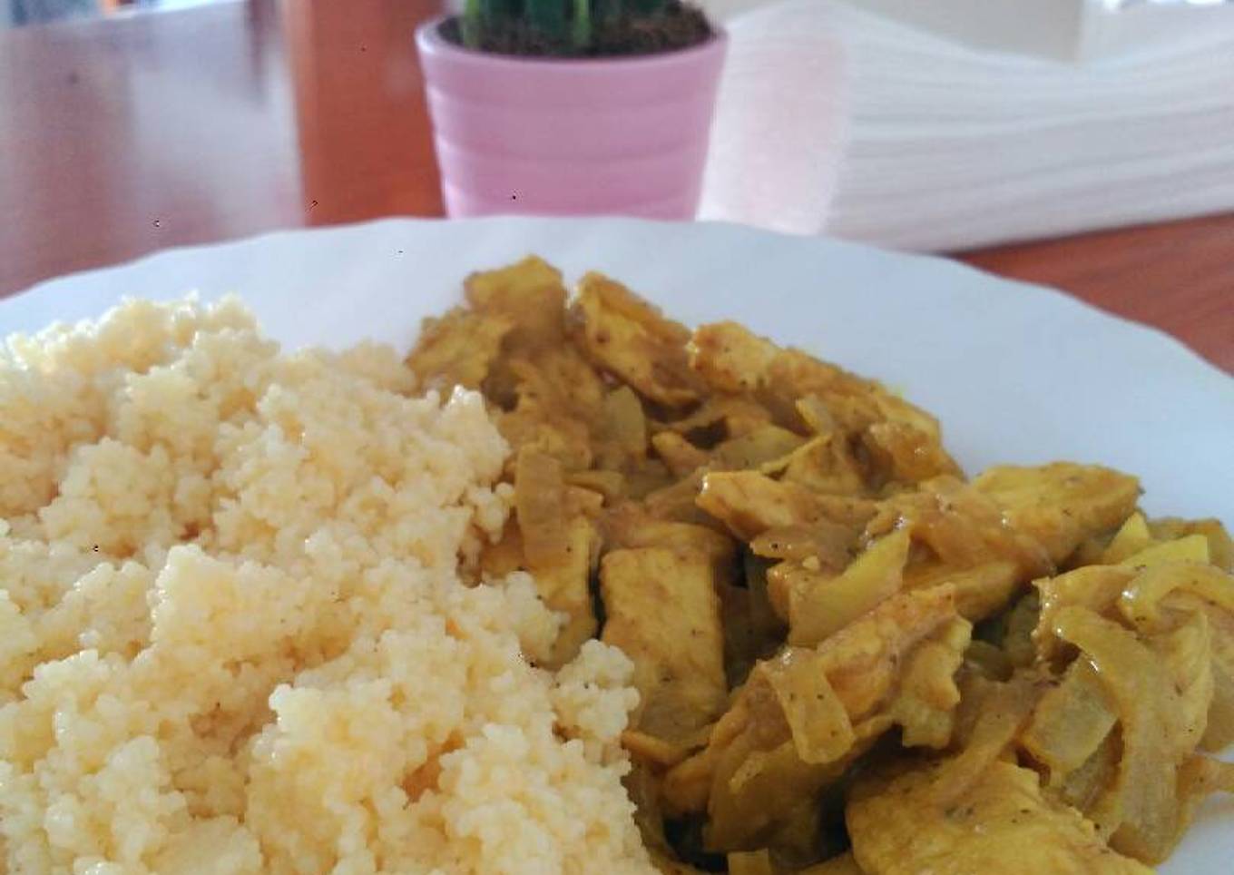 Pollo al curry con cuscús