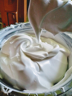 Una foto de Merengue sin huevo vegano o Aquafaba