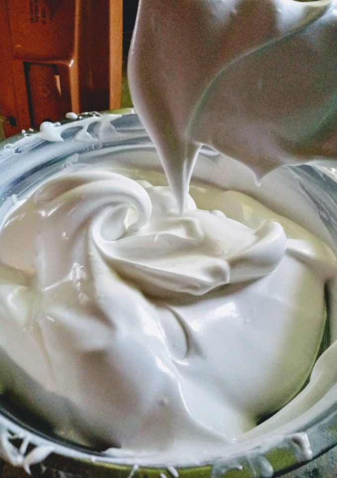 Una foto de Merengue sin huevo vegano o Aquafaba