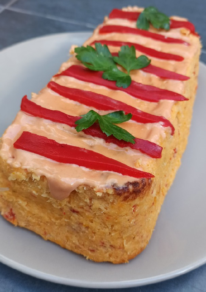 Una foto de Pastel de Merluza con Pimientos del Piquillo, SIN HARINA
