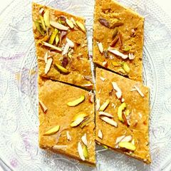 A picture of Besan Barfi.