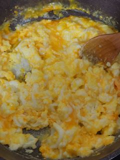 Una foto de Huevos Revueltos al Agua 🍳💧 para la Once