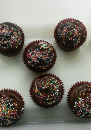Una foto de Cupcakes de chocolate🍫💜