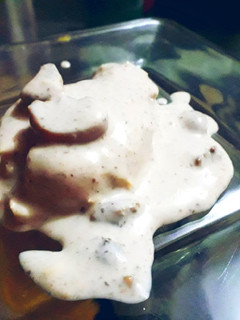 Una foto de Pechugas en crema de champiñones