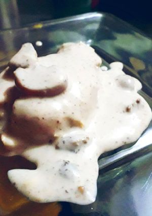 Una foto de Pechugas en crema de champiñones