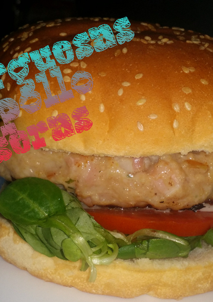 Una foto de Hamburguesas de pollo caseras!!!