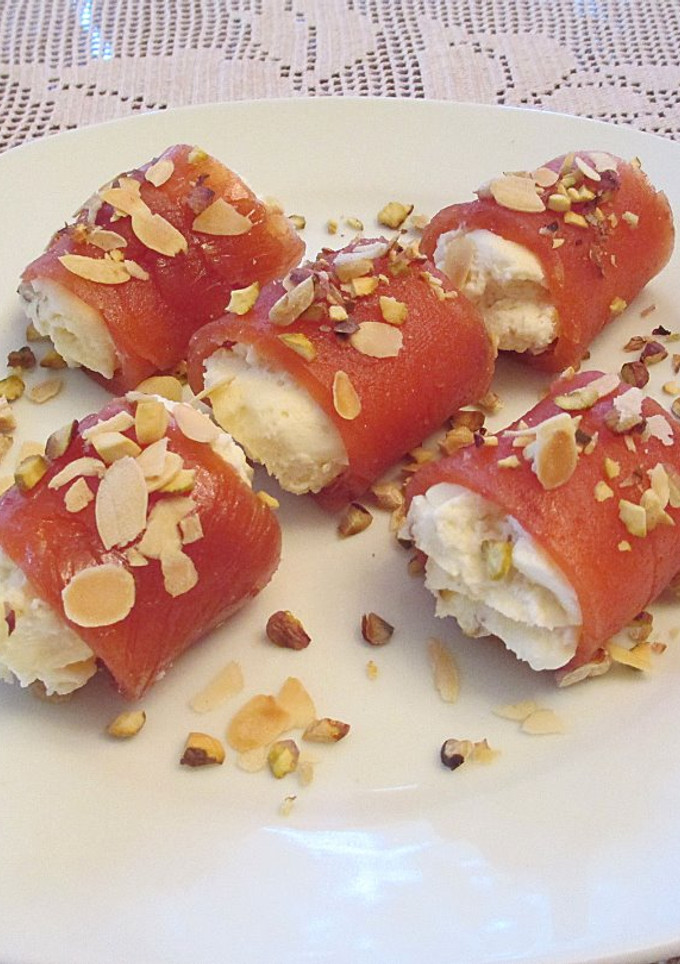 Una foto de Delicias de membrillo casero con queso mascarpone y frutos secos