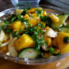 A picture of Mango-cucumber-strawberry salad.