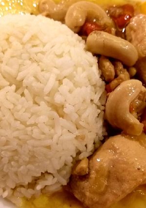 عکسی از دستور خوراک چینی مرغ و بادام هندی