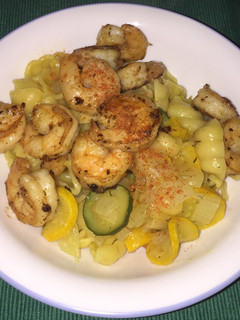 Una foto de Gnocchis con Zuccini y Camarón