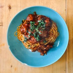 A picture of Spaghetti & Meatballs (Slow Cooker version).