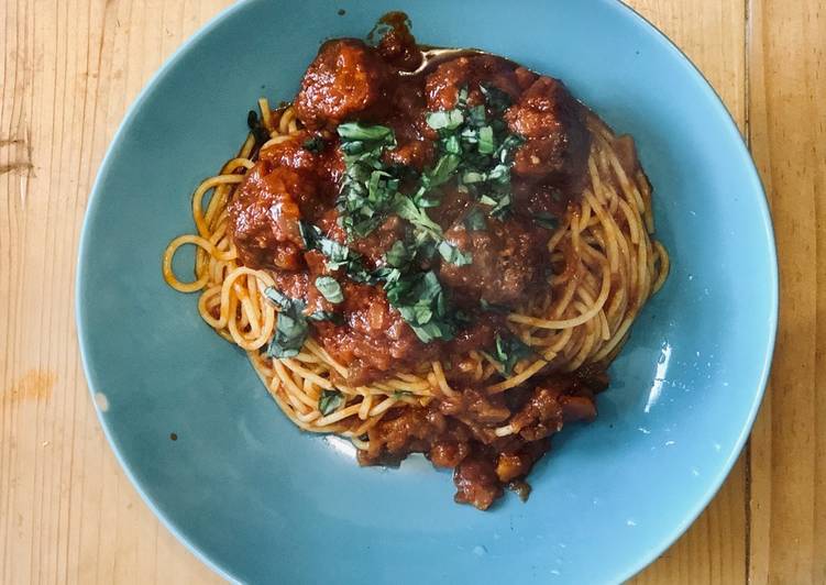 Spaghetti & Meatballs (Slow Cooker version)