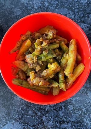 A picture of Aloo Parwal 🥗🥗.