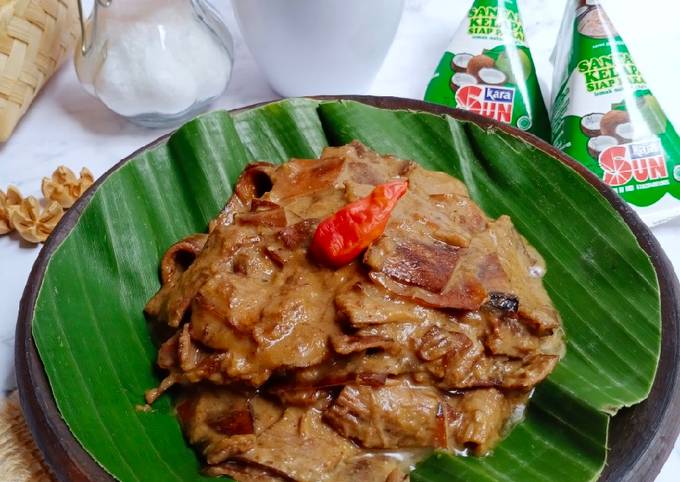 Gudeg Kulit Pisang