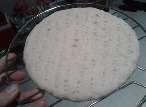 Hình của món Đế pizza.