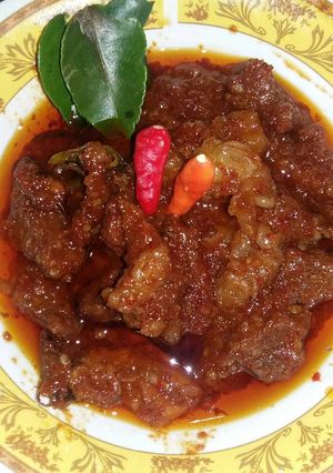 Foto resep Oseng mercon jogya (daging dan tetelan)