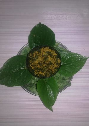 મેથી નુ લોટ વાળું શાક (Methi Besan Shak Recipe In Gujarati) રેસીપી મુખ્ય ફોટો
