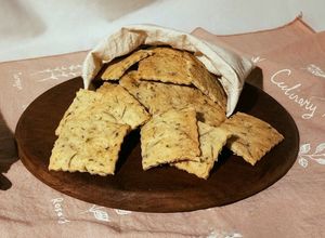 Una foto de 🌱 Crackers de okara de soja a las finas hierbas 🌱