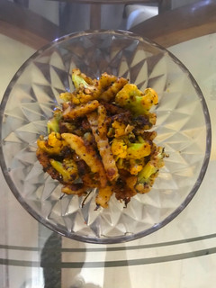 A picture of Aloo gobhi.