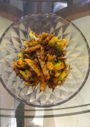A picture of Aloo gobhi.
