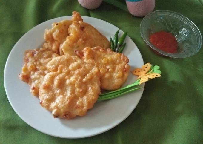 Bagaimana Membuat Perkedel jagung renyah di luar lembut di dalam, Sempurna