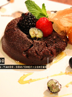 夢幻濃醇巧克力岩漿蛋糕 Chocolate lava cake 的食譜成品照片