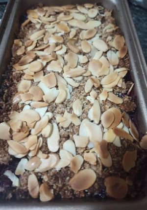 Una foto de Pie o Tarta de Arándanos y Moras sin gluten y sin azúcar