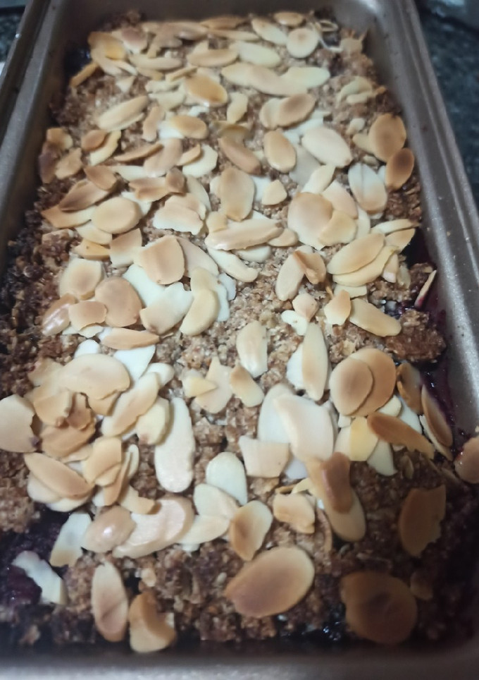 Una foto de Pie o Tarta de Arándanos y Moras sin gluten y sin azúcar