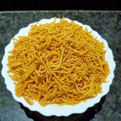 A picture of Garlic sev.